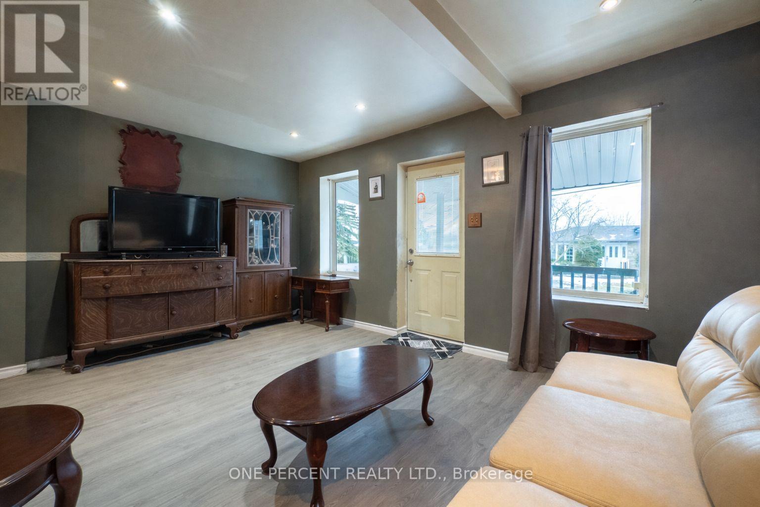 90 Palace Road, Greater Napanee, Ontario  K7R 3B3 - Photo 5 - X12917072