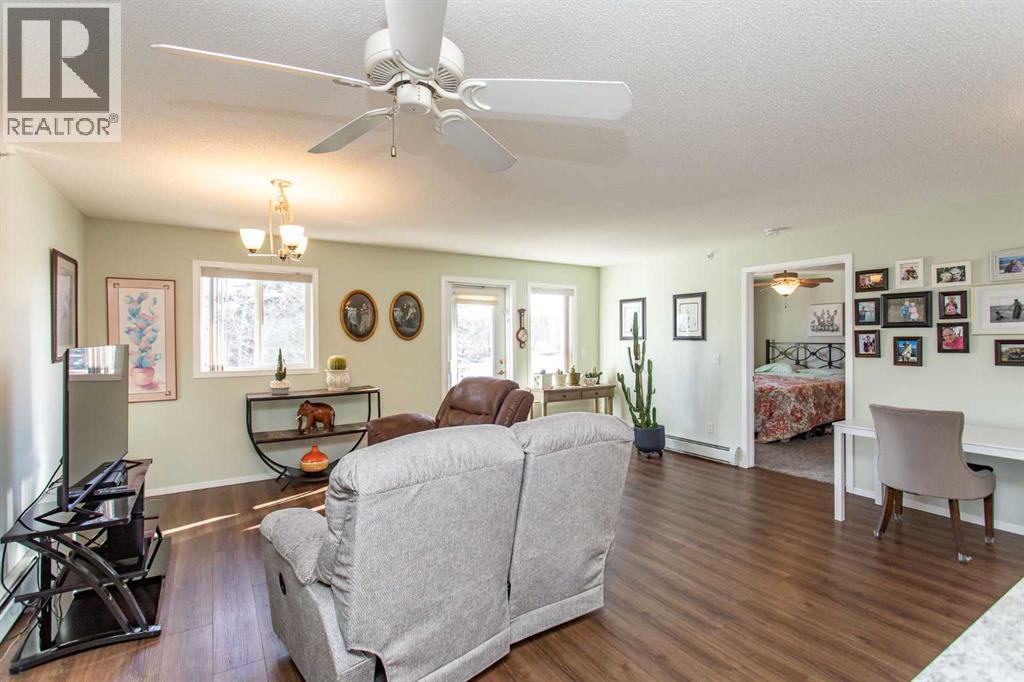 344, 56 Carroll Crescent, Red Deer, Alberta  T4P 3Y3 - Photo 4 - A2283828