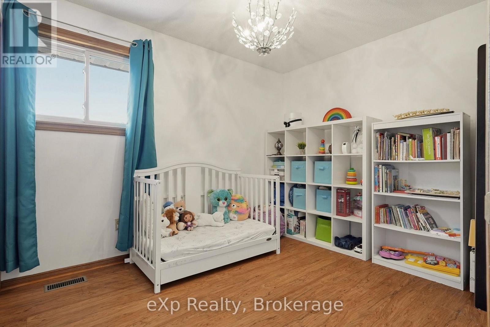 407 Durham Street E, Wellington North, Ontario  N0G 2L2 - Photo 19 - X12917880