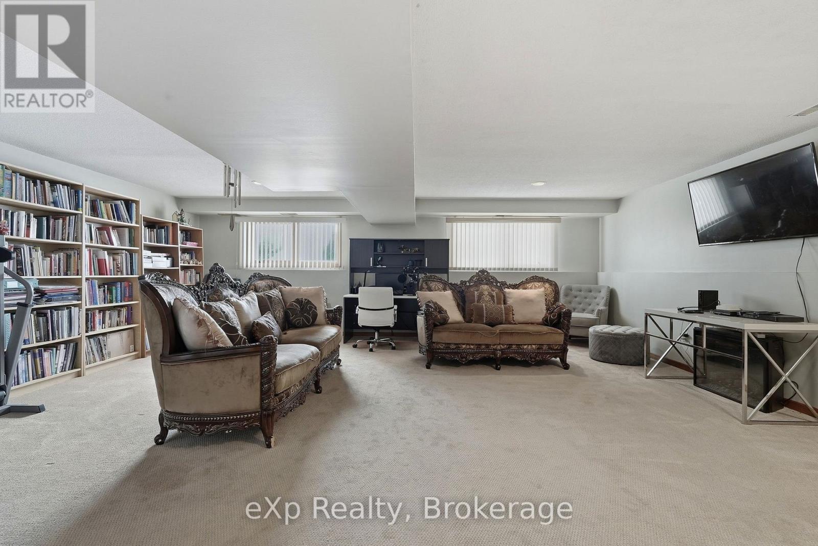 407 Durham Street E, Wellington North, Ontario  N0G 2L2 - Photo 21 - X12917880