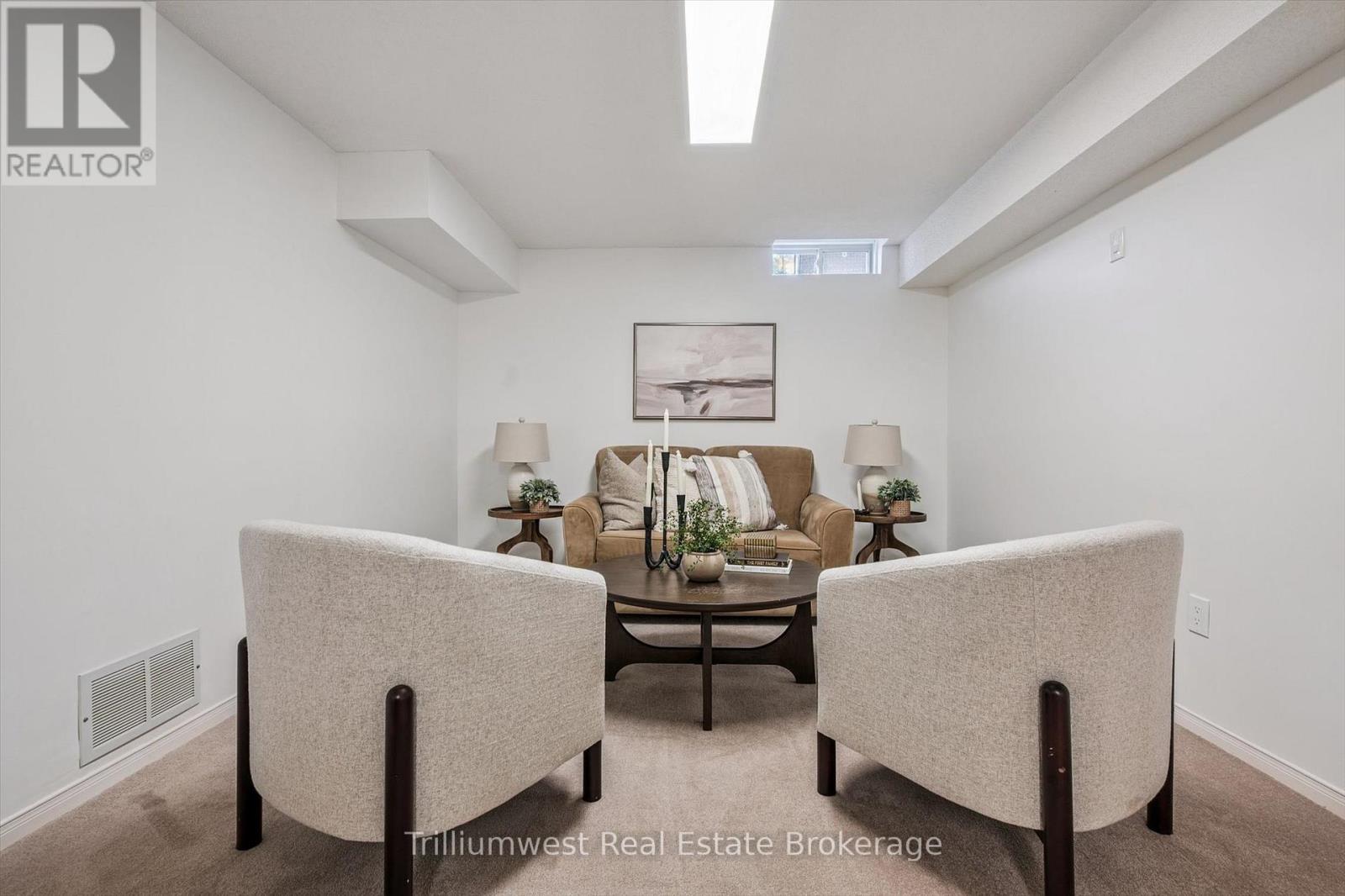 Unit 2 - 39 Ptarmigan Drive, Guelph, Ontario  N1C 1E8 - Photo 31 - X12917888