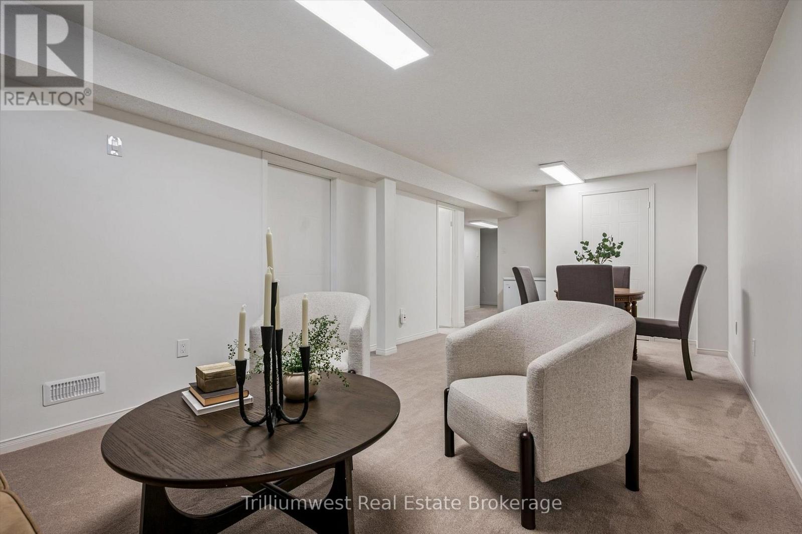 Unit 2 - 39 Ptarmigan Drive, Guelph, Ontario  N1C 1E8 - Photo 32 - X12917888