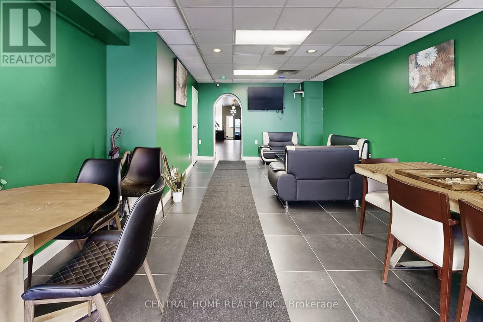 15231 Yonge Street, Aurora (Aurora Village), Ontario  L4G 1L8 - Photo 19 - N12917860