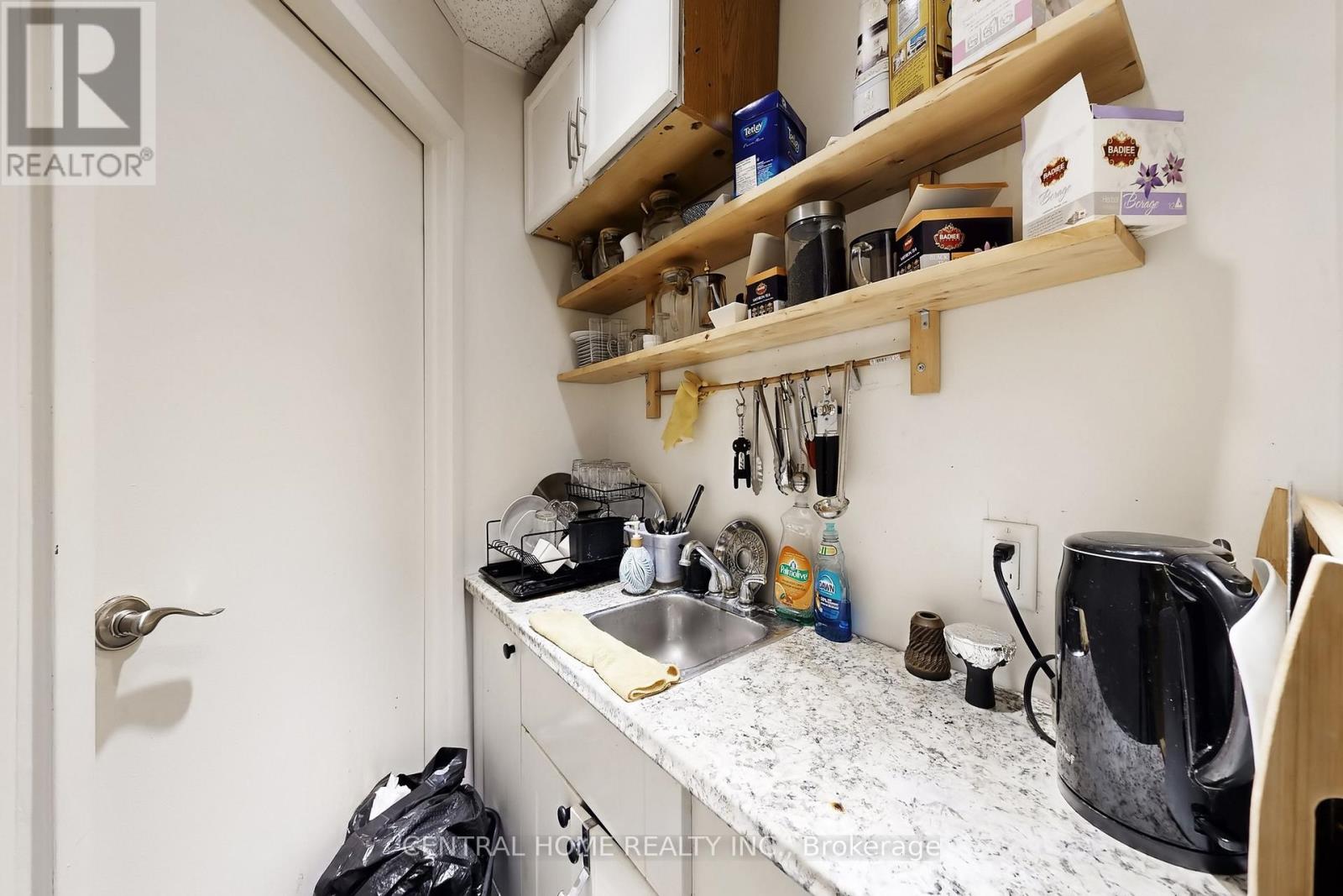 15231 Yonge Street, Aurora (Aurora Village), Ontario  L4G 1L8 - Photo 21 - N12917860