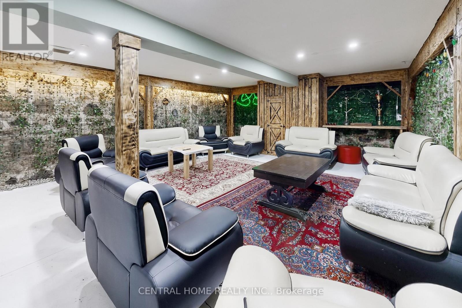 15231 Yonge Street, Aurora (Aurora Village), Ontario  L4G 1L8 - Photo 30 - N12917860