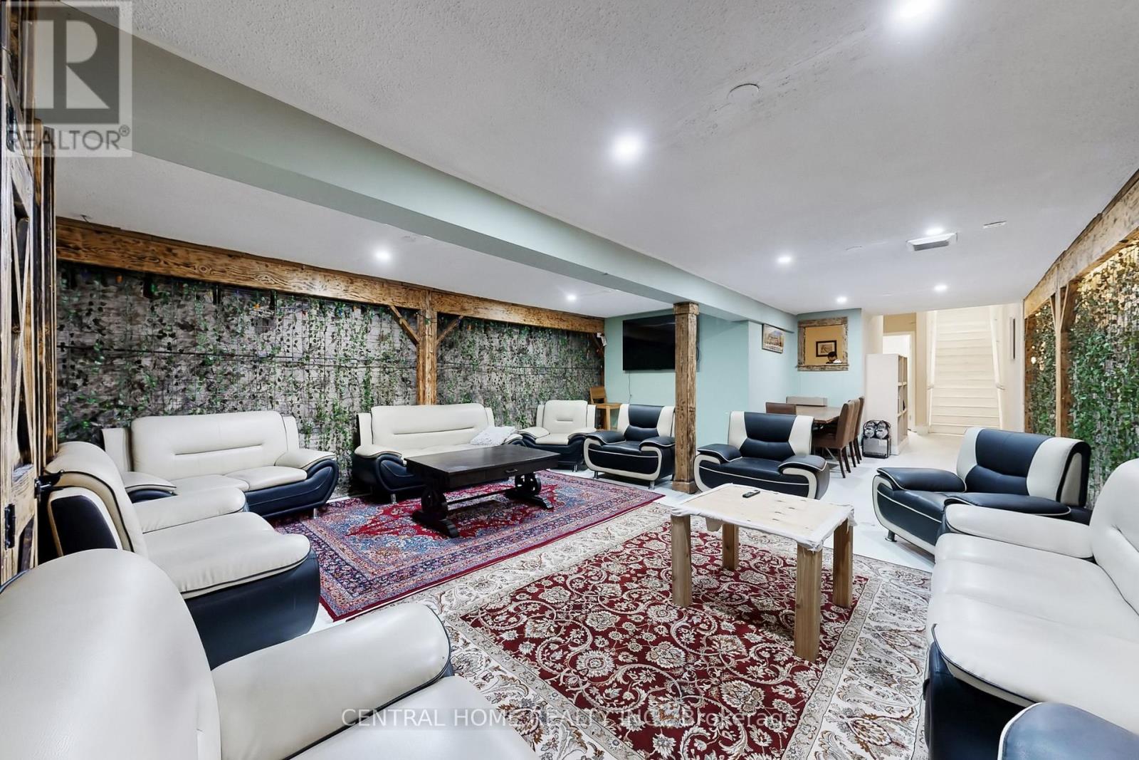 15231 Yonge Street, Aurora (Aurora Village), Ontario  L4G 1L8 - Photo 33 - N12917860