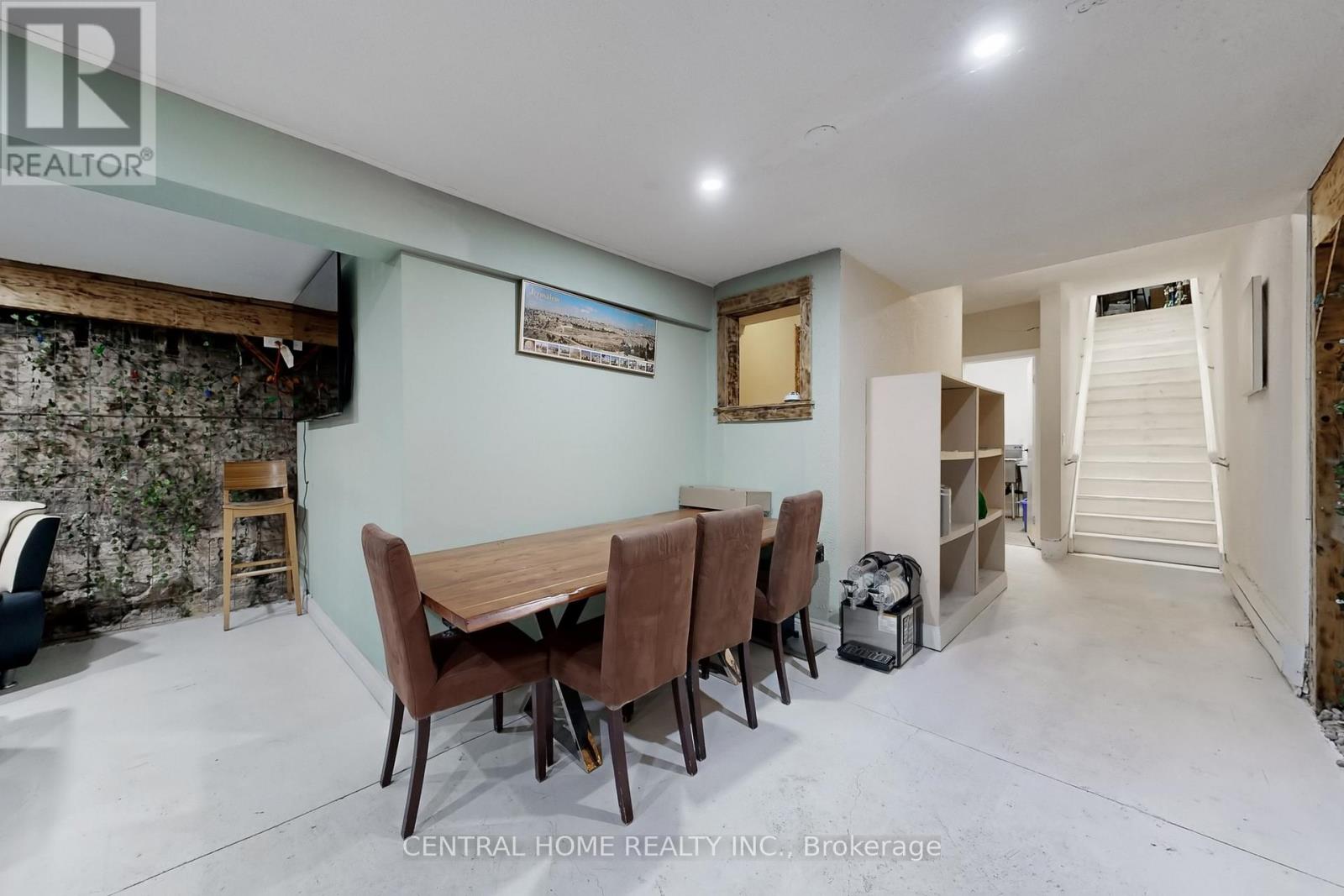 15231 Yonge Street, Aurora (Aurora Village), Ontario  L4G 1L8 - Photo 35 - N12917860