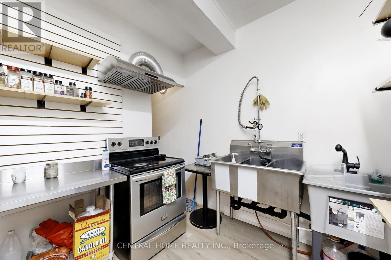 15231 Yonge Street, Aurora (Aurora Village), Ontario  L4G 1L8 - Photo 36 - N12917860