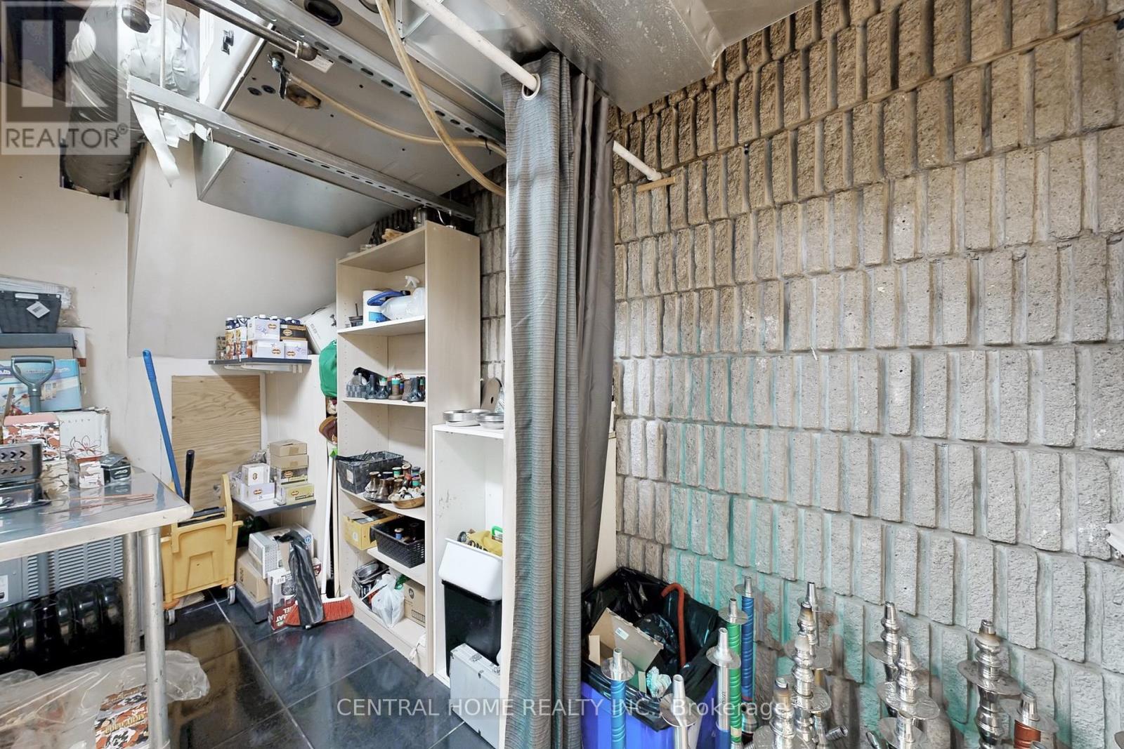 15231 Yonge Street, Aurora (Aurora Village), Ontario  L4G 1L8 - Photo 40 - N12917860