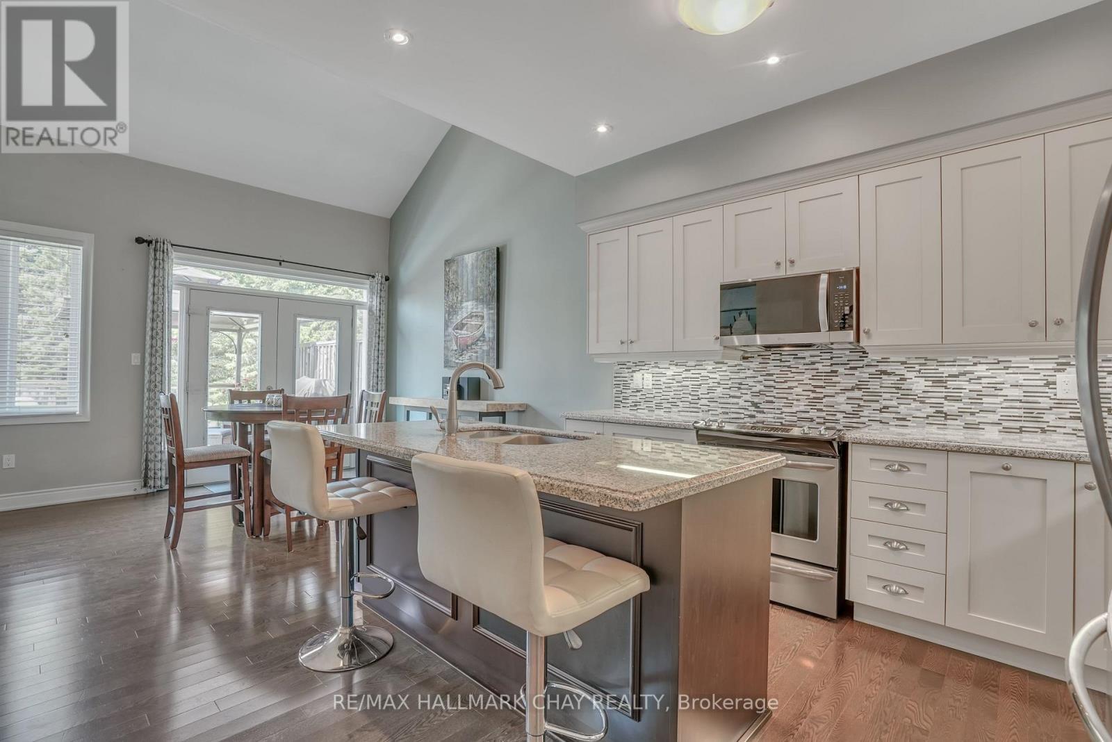 24 Beachway Trail, Wasaga Beach, Ontario  L9Z 0G1 - Photo 7 - S12917874