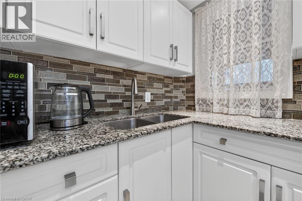 96 Wentworth Street N, Hamilton, Ontario  L8L 5V4 - Photo 10 - 40814831