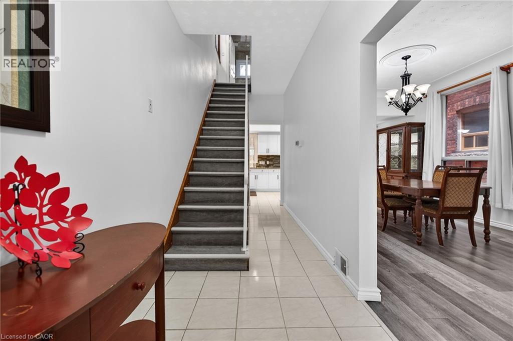 96 Wentworth Street N, Hamilton, Ontario  L8L 5V4 - Photo 24 - 40814831