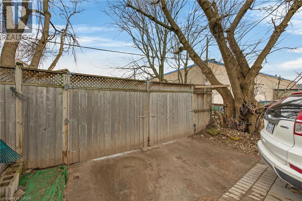 96 Wentworth Street N, Hamilton, Ontario  L8L 5V4 - Photo 47 - 40814831