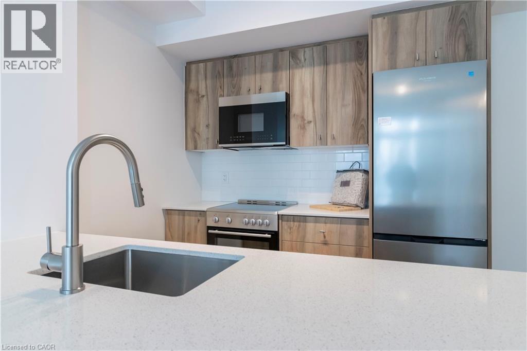 25 Wellington Street S Unit# 1807, Kitchener, Ontario  N2G 0G5 - Photo 10 - 40814252