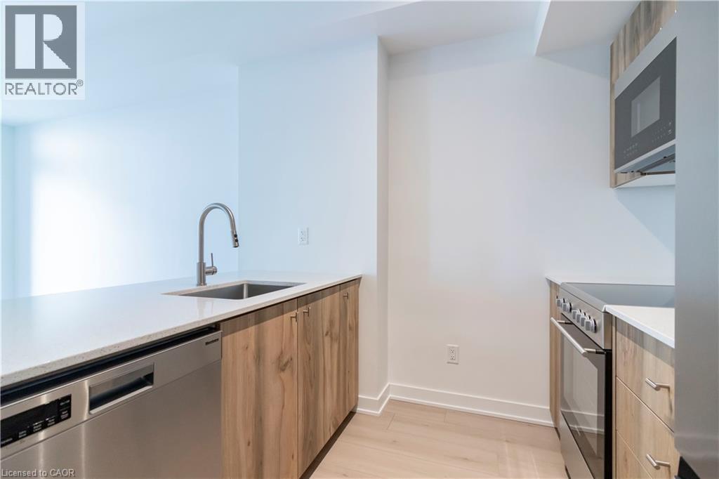 25 Wellington Street S Unit# 1807, Kitchener, Ontario  N2G 0G5 - Photo 11 - 40814252