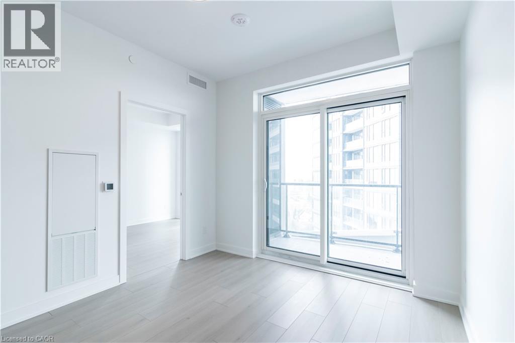 25 Wellington Street S Unit# 1807, Kitchener, Ontario  N2G 0G5 - Photo 13 - 40814252