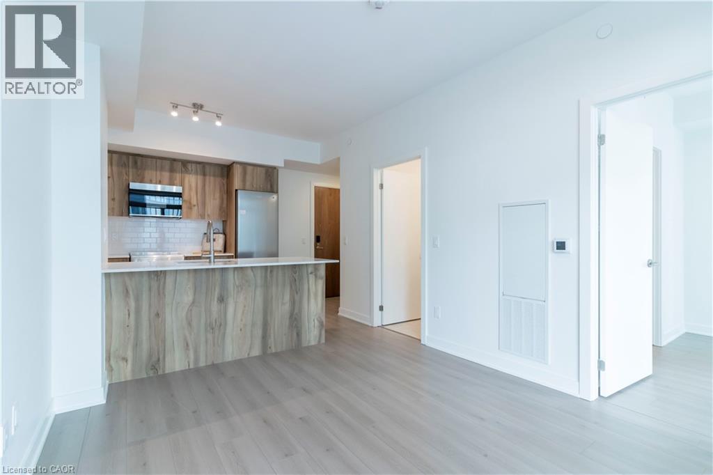25 Wellington Street S Unit# 1807, Kitchener, Ontario  N2G 0G5 - Photo 6 - 40814252