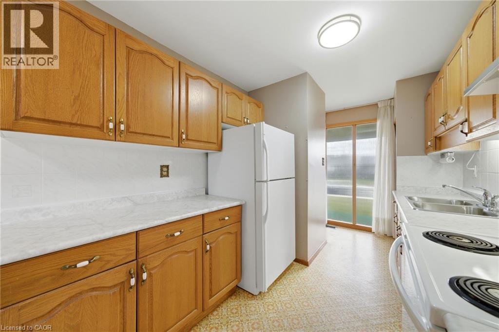 136 Cromwell Crescent, Hamilton, Ontario  L8G 2G2 - Photo 7 - 40812335