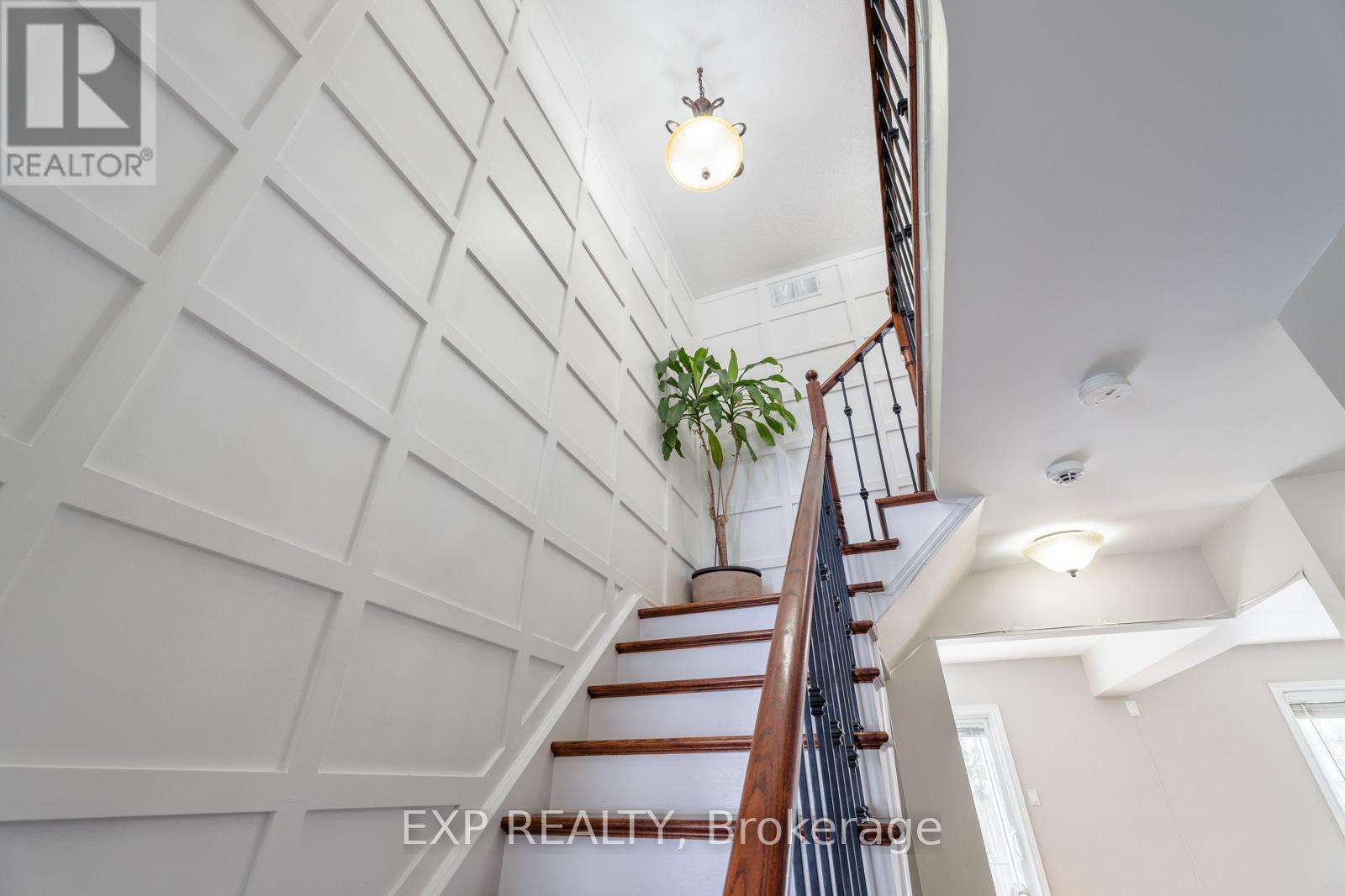 81 Farthingale Crescent, Brampton, Ontario  L7A 1W7 - Photo 13 - W12917878