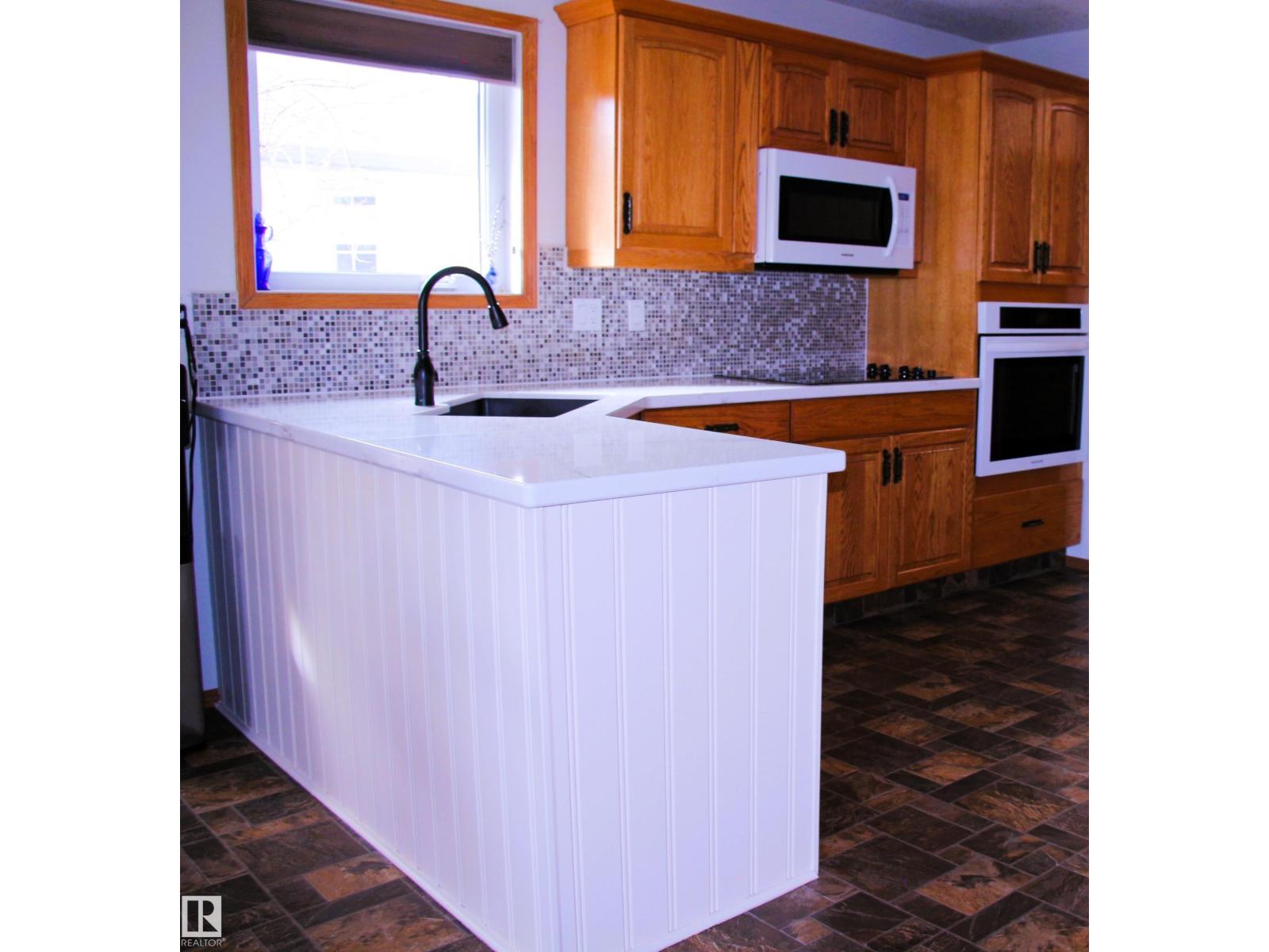 26 Simonette Cr, Devon, Alberta  T9G 1Y5 - Photo 14 - E4478916