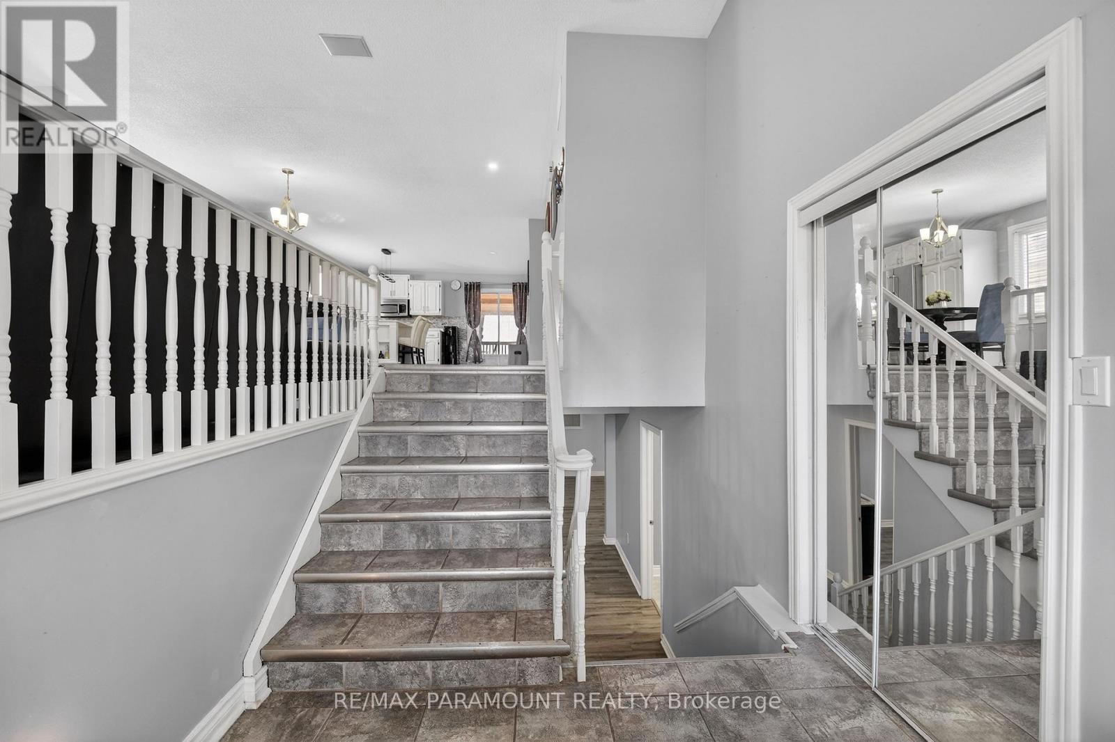 7491 Scholfield Road, Niagara Falls, Ontario  L2J 4E5 - Photo 3 - X12917872