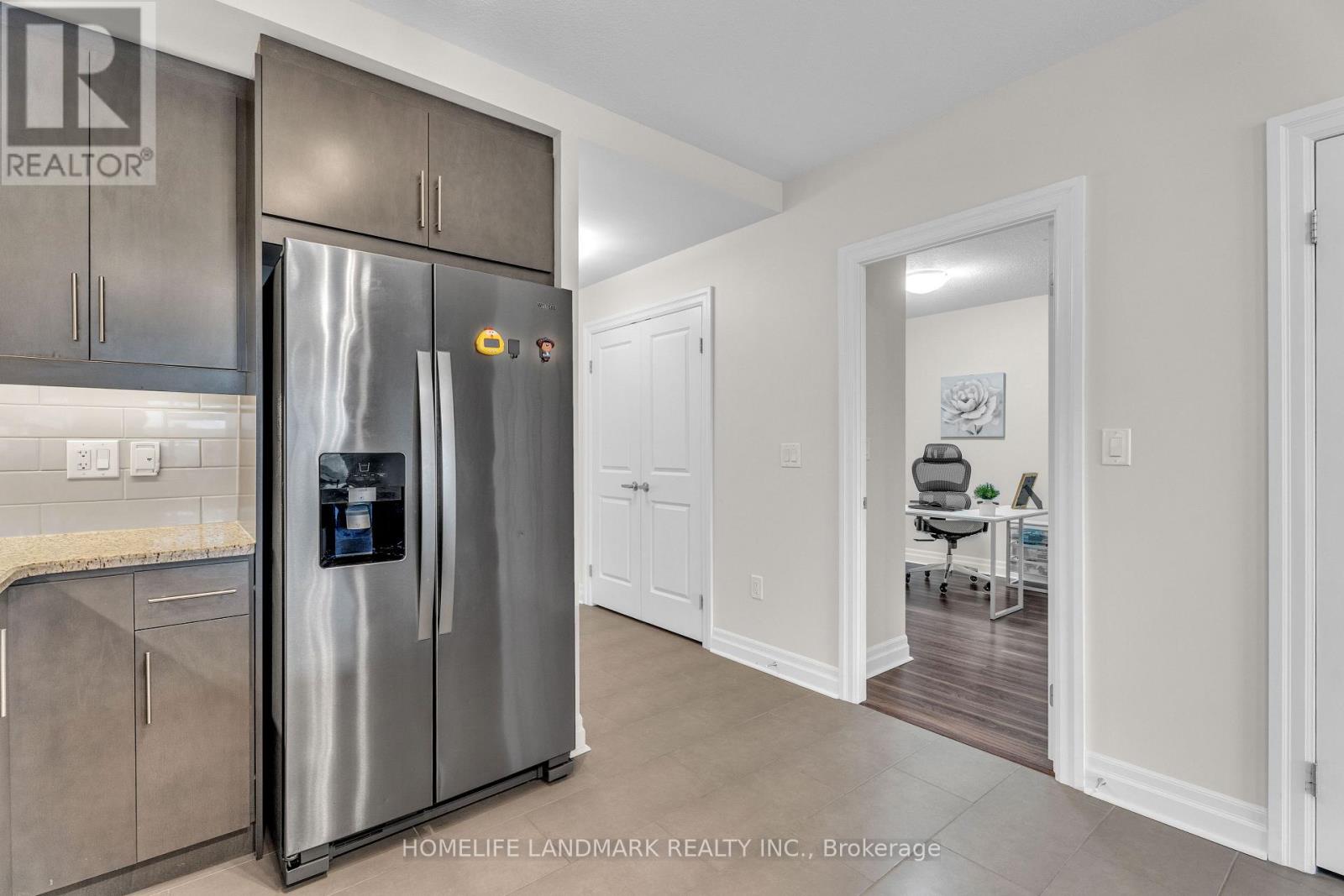 313 - 260 Villagewalk Boulevard, London North, Ontario  N6G 0W6 - Photo 14 - X12917894