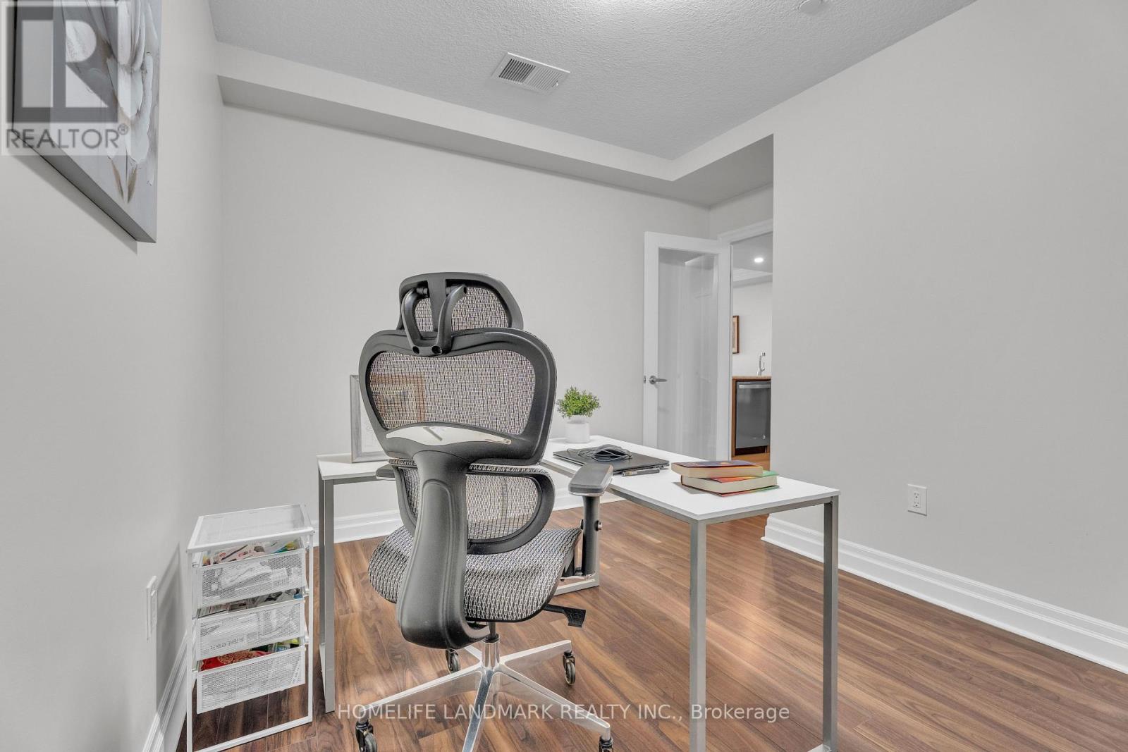 313 - 260 Villagewalk Boulevard, London North, Ontario  N6G 0W6 - Photo 9 - X12917894