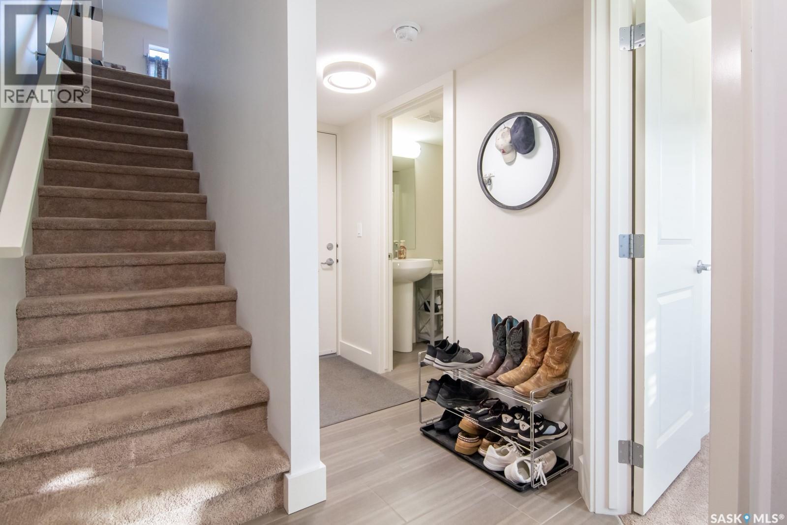 709 Meadows Boulevard, Saskatoon, Saskatchewan  S7V 0H5 - Photo 4 - SK031150