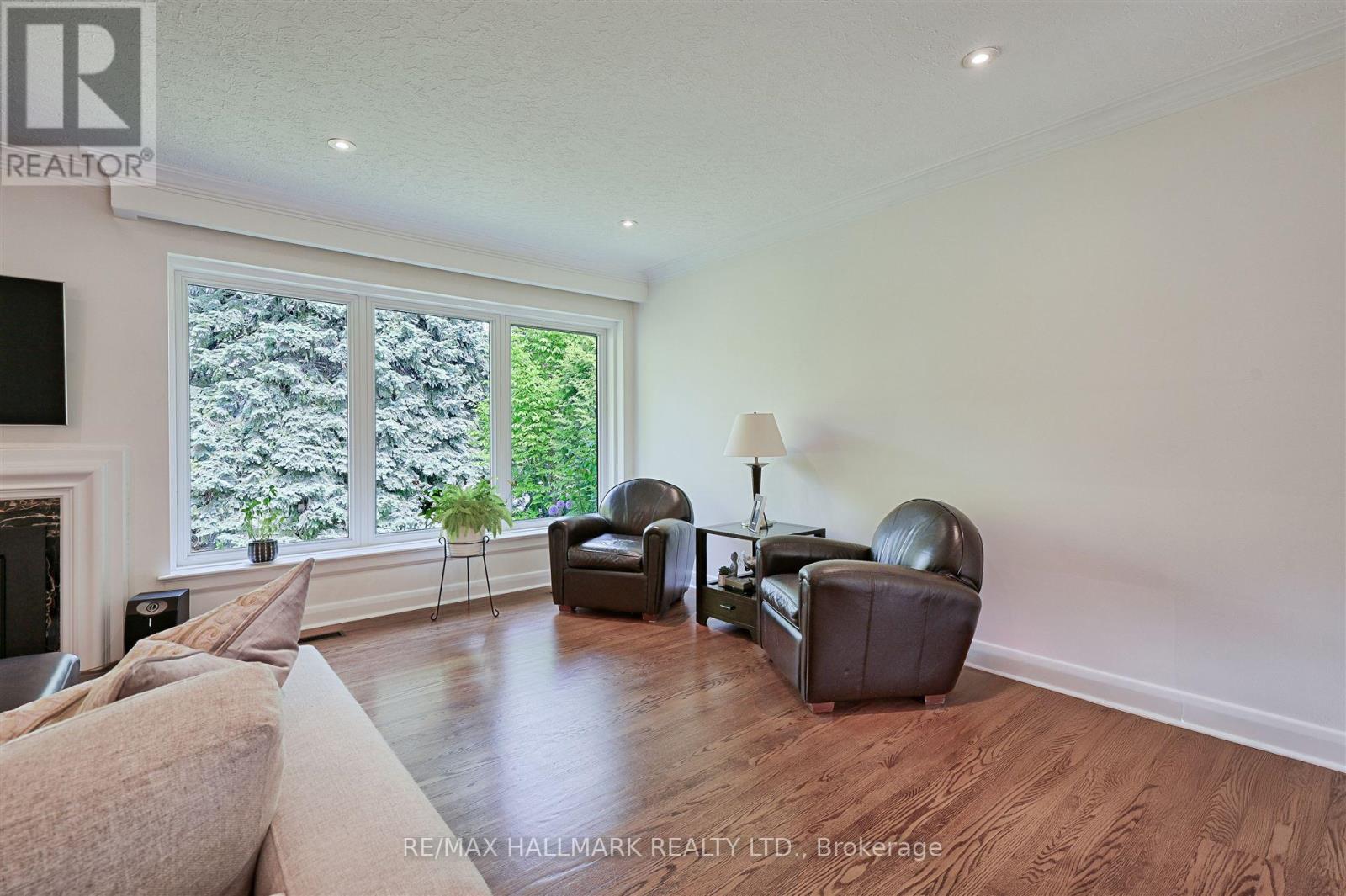 1616 Islington Avenue, Toronto, Ontario  M9A 3M6 - Photo 11 - W12773930
