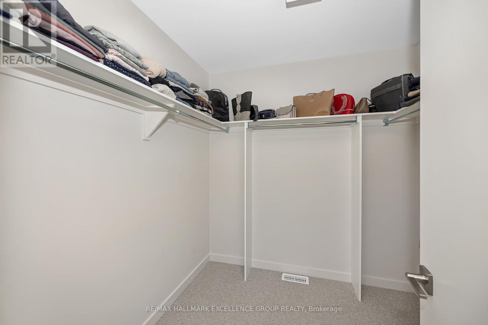 677 Honeydew Street, Ottawa, Ontario  K1X 0K5 - Photo 26 - X12821328