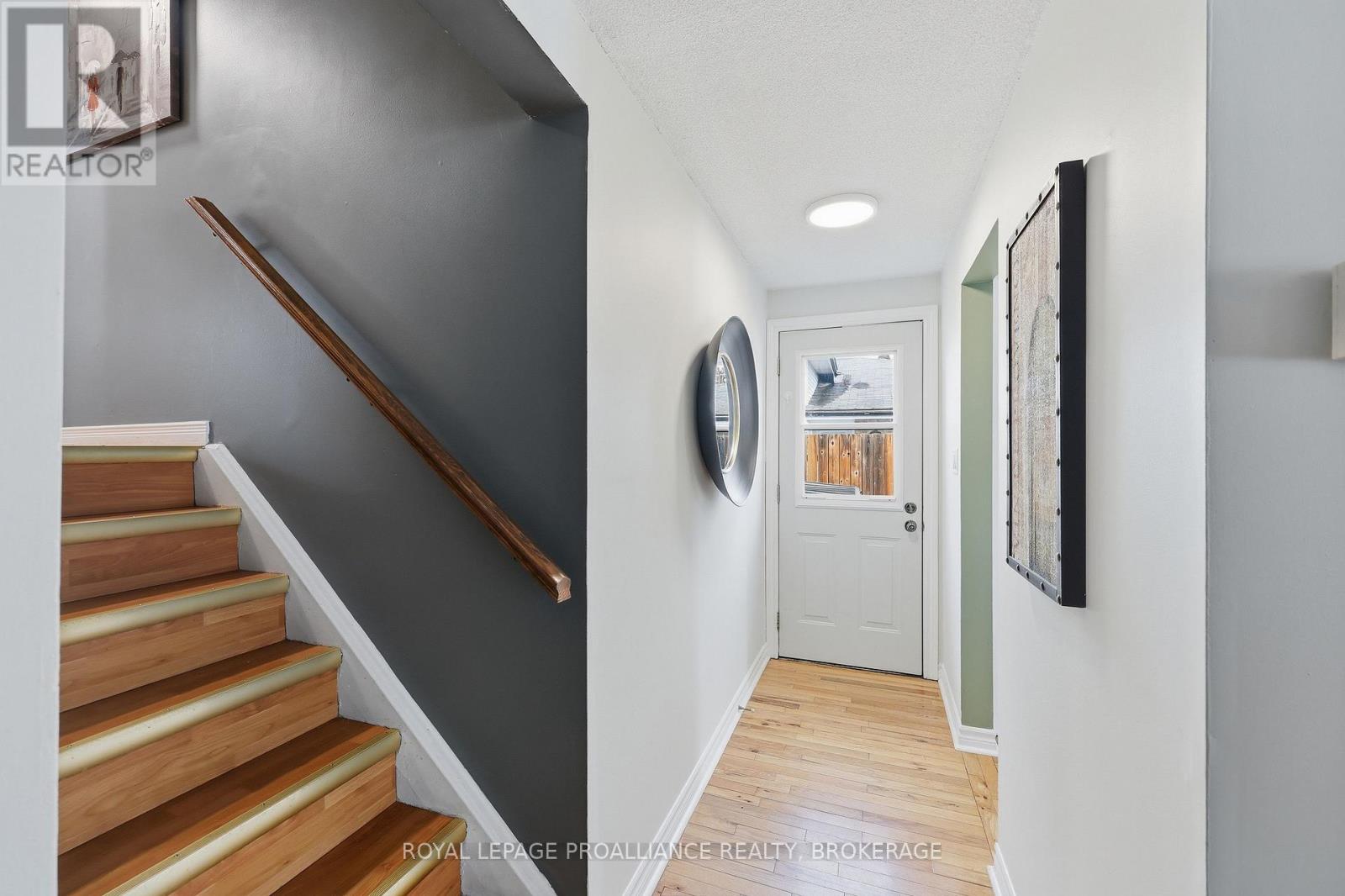 24 Glenarden Place, Kingston, Ontario  K7M 7A9 - Photo 11 - X12917966