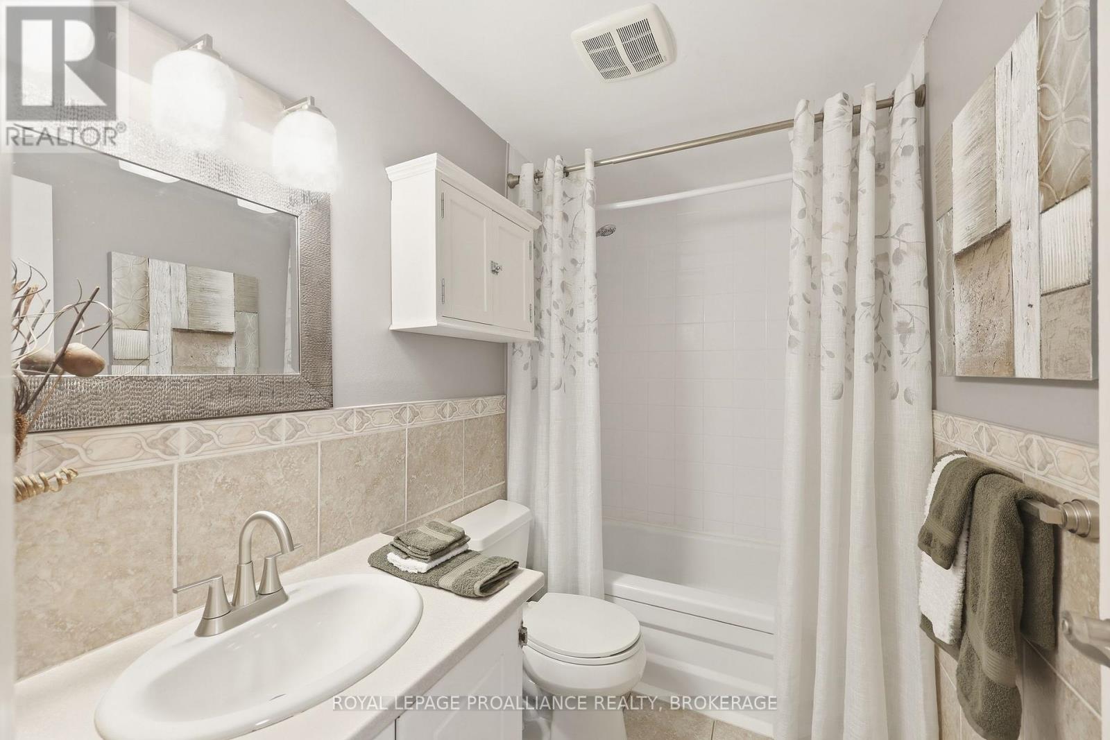 24 Glenarden Place, Kingston, Ontario  K7M 7A9 - Photo 16 - X12917966