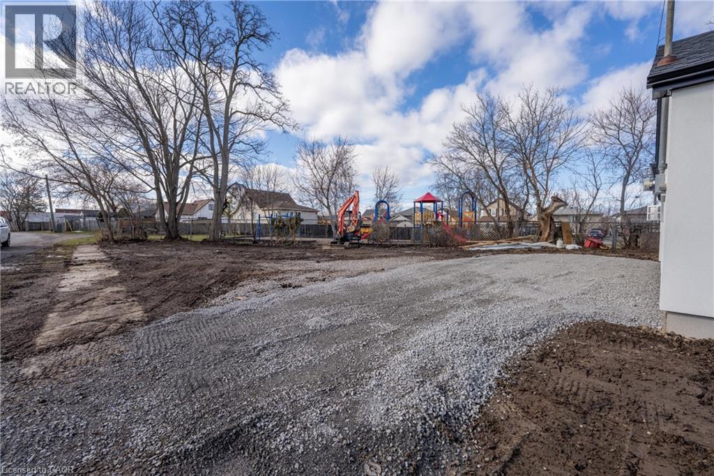 12 Bailey Street, St. Catharines, Ontario  L2S 1J4 - Photo 32 - 40812358