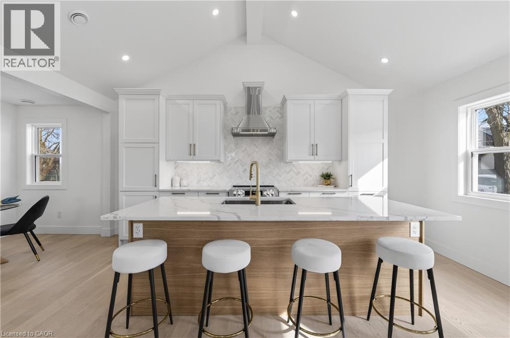 12 Bailey Street, St. Catharines, Ontario  L2S 1J4 - Photo 12 - 40812358