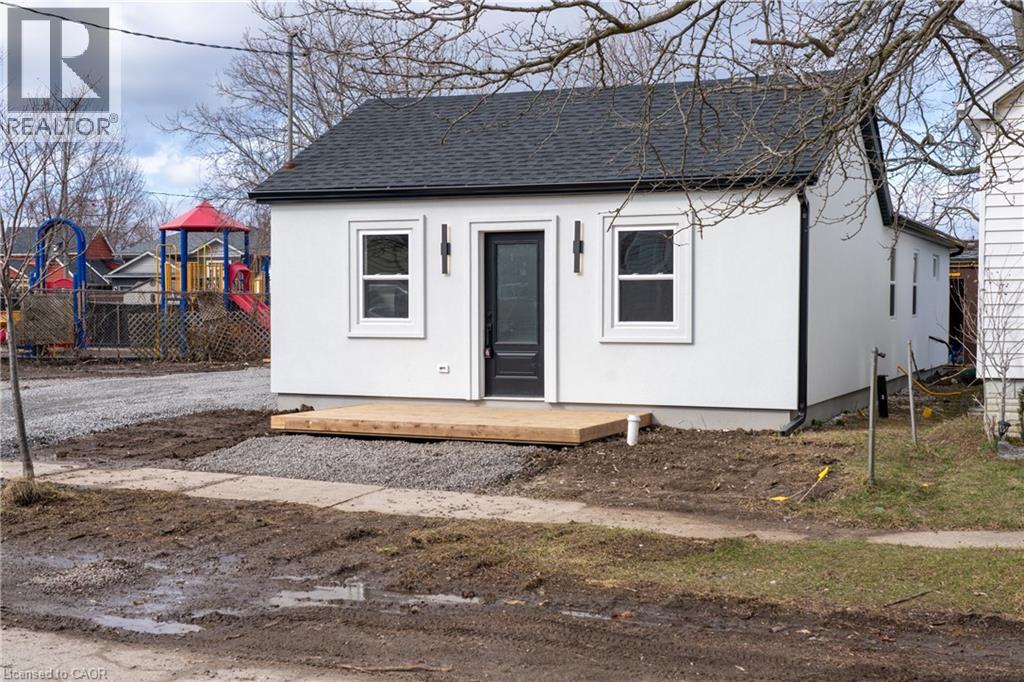 12 Bailey Street, St. Catharines, Ontario  L2S 1J4 - Photo 33 - 40812358