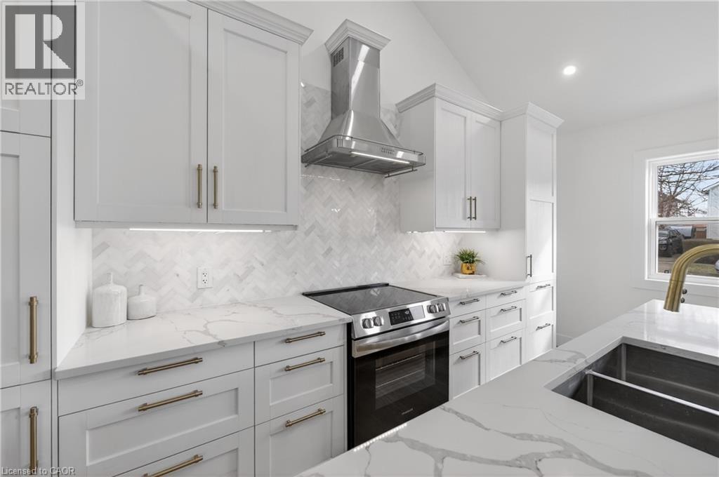 12 Bailey Street, St. Catharines, Ontario  L2S 1J4 - Photo 21 - 40812358