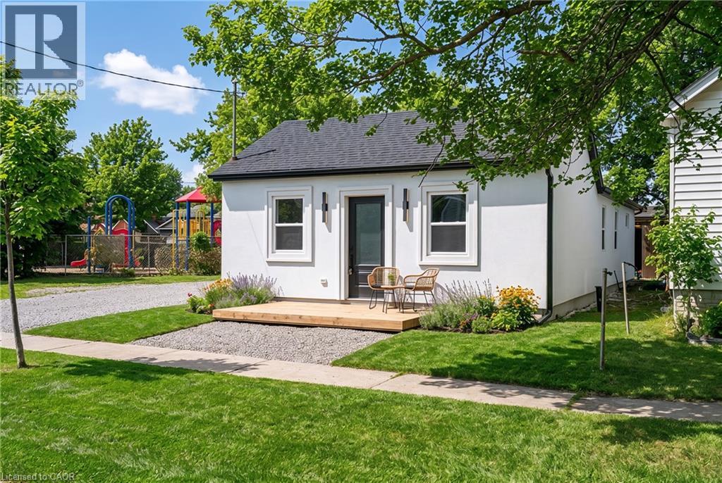 12 BAILEY Street, St. Catharines, Ontario