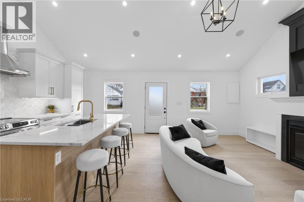 12 Bailey Street, St. Catharines, Ontario  L2S 1J4 - Photo 13 - 40812358