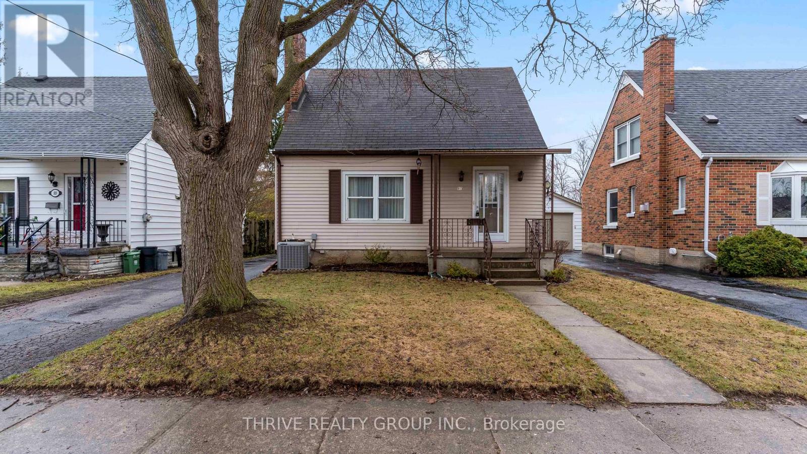 87 Jacqueline Street, London South, Ontario  N5Z 3P9 - Photo 3 - X12917962