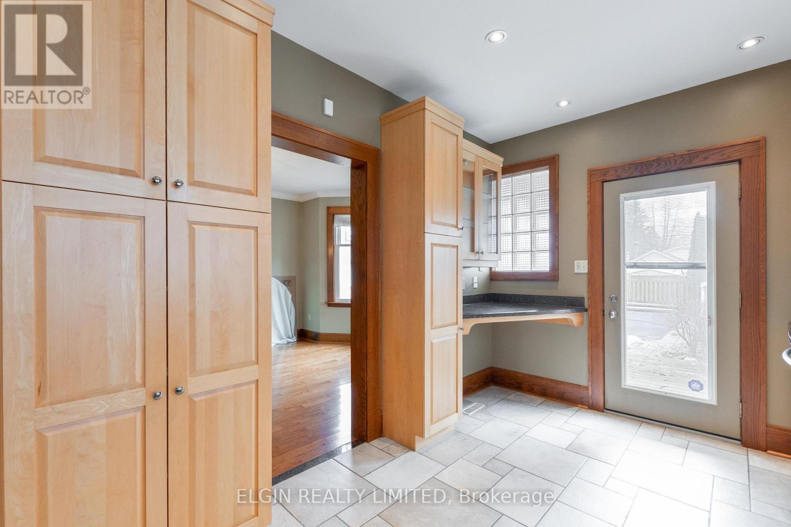 15 Margaret Street, St. Thomas, Ontario  N5R 3H6 - Photo 14 - X12917964