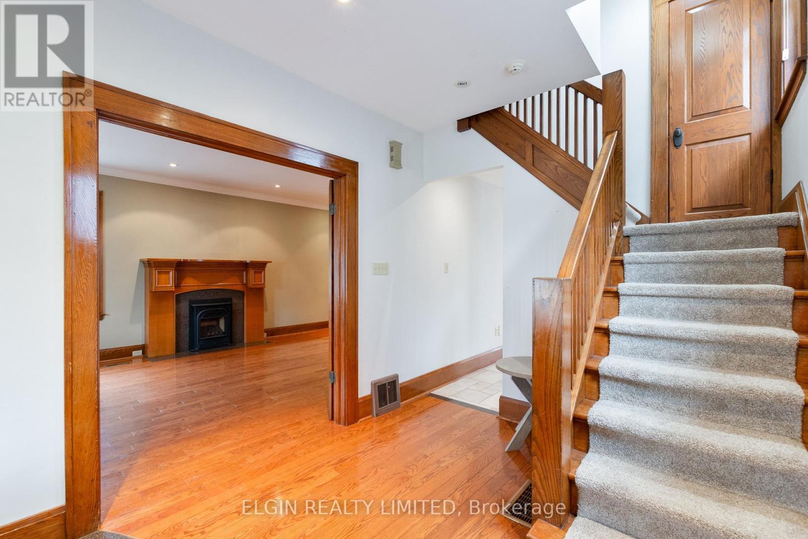 15 Margaret Street, St. Thomas, Ontario  N5R 3H6 - Photo 3 - X12917964