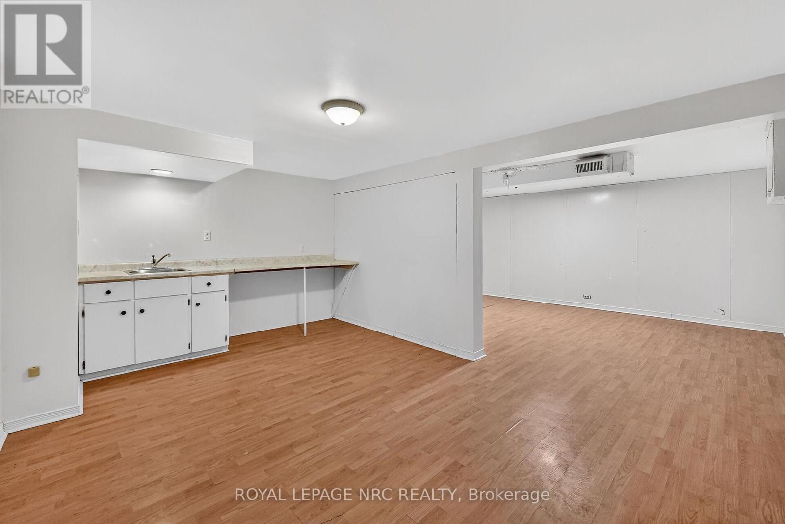 25 Elm Ridge Drive, St. Catharines, Ontario  L2T 2A7 - Photo 21 - X12566906