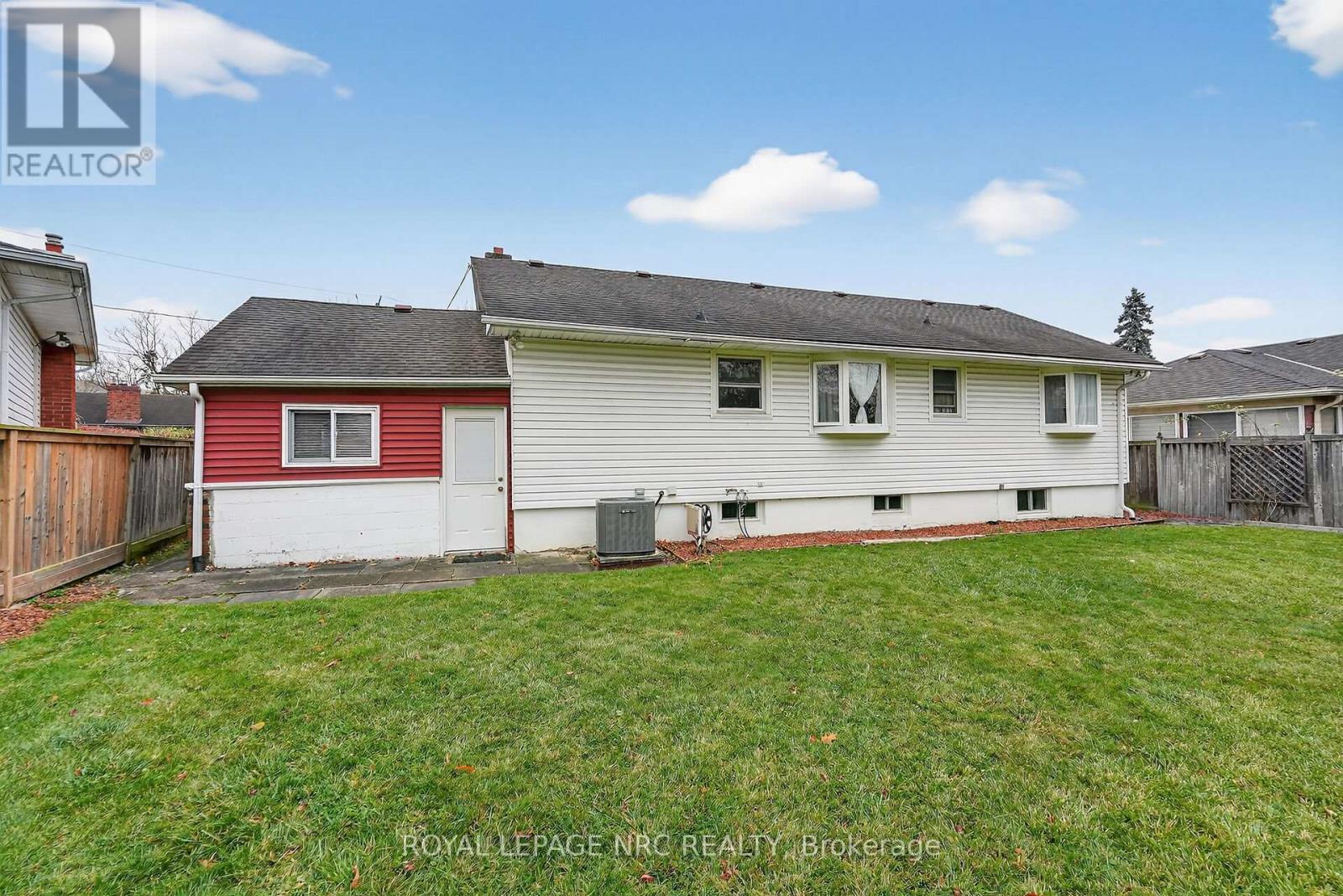 25 Elm Ridge Drive, St. Catharines, Ontario  L2T 2A7 - Photo 26 - X12566906