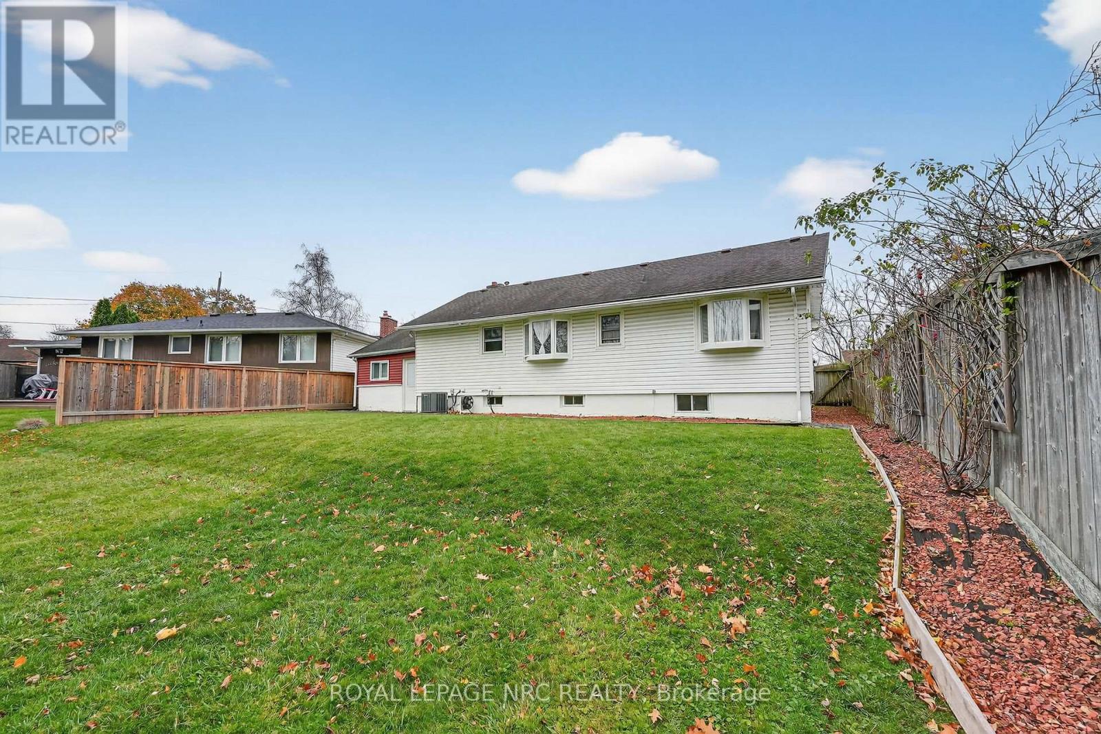 25 Elm Ridge Drive, St. Catharines, Ontario  L2T 2A7 - Photo 29 - X12566906