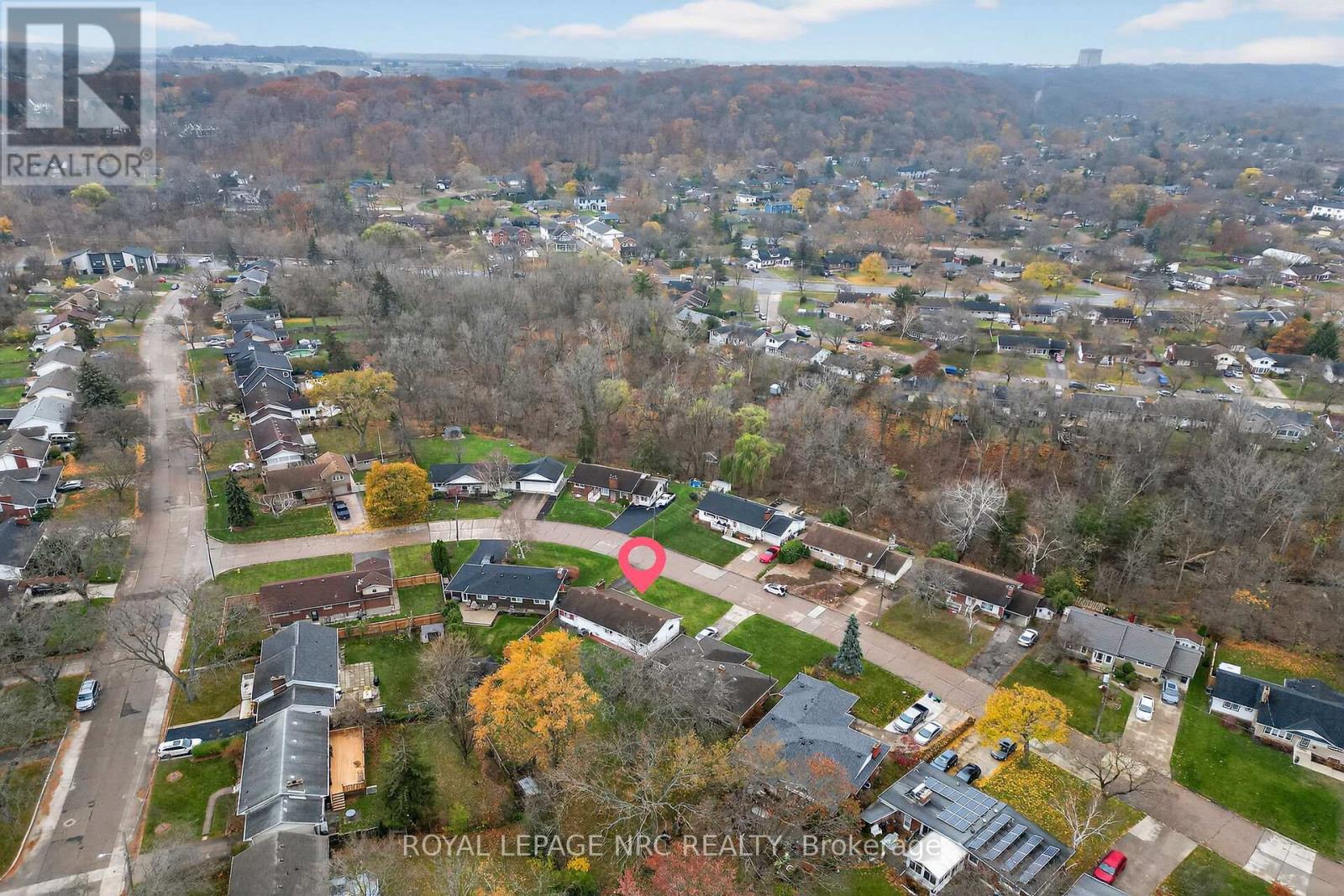 25 Elm Ridge Drive, St. Catharines, Ontario  L2T 2A7 - Photo 32 - X12566906