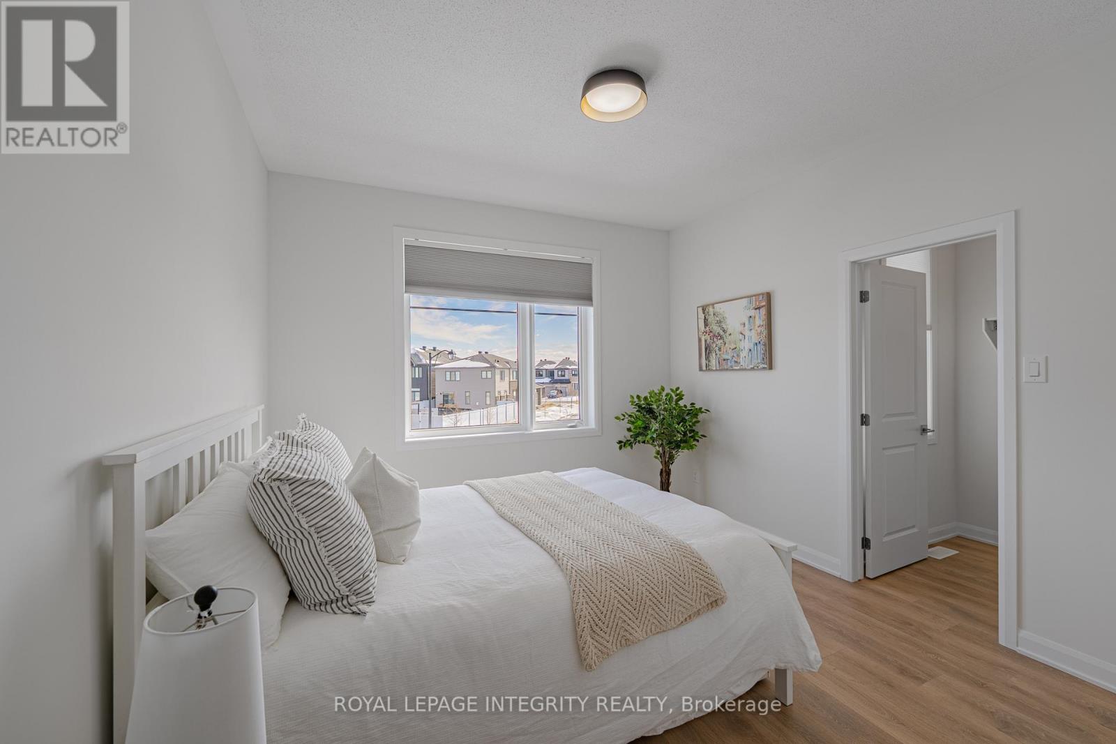 1027 Parabolica Way, Ottawa, Ontario  K2T 0R1 - Photo 30 - X12915550