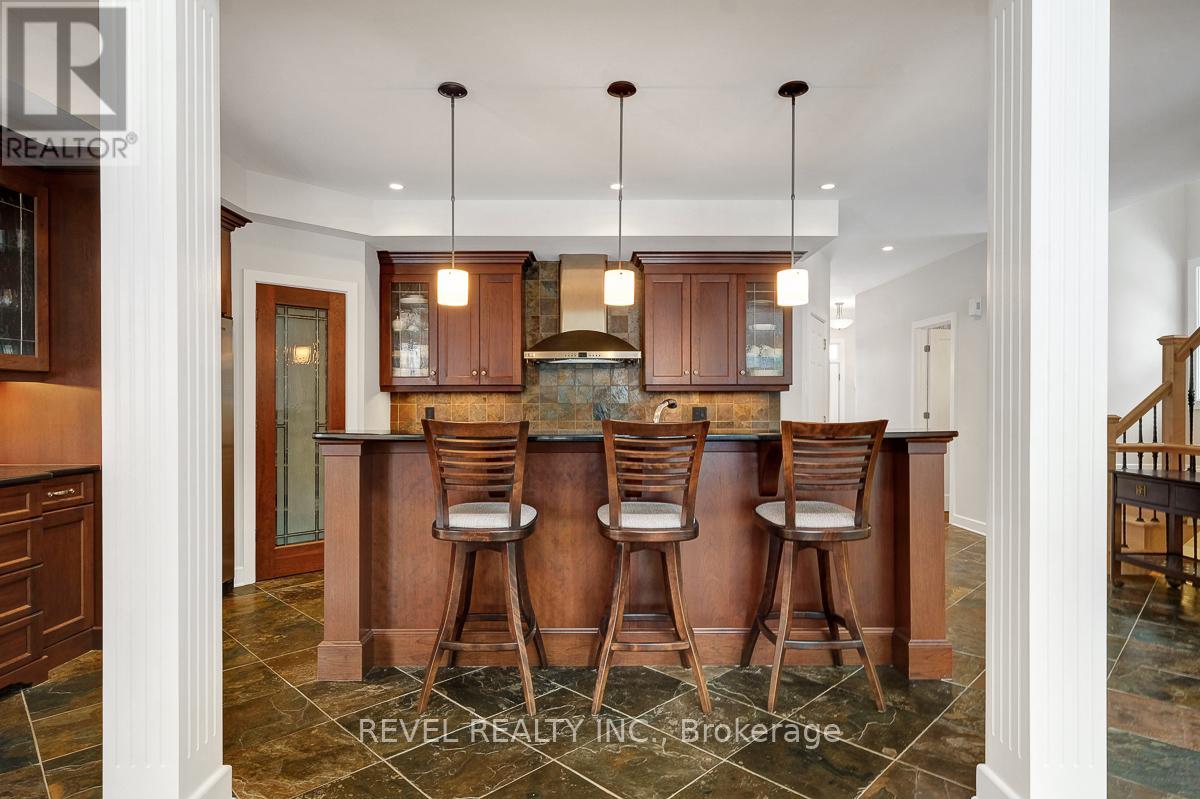 125 Marsh Sparrow Private, Ottawa, Ontario  K2K 3P3 - Photo 10 - X12917900