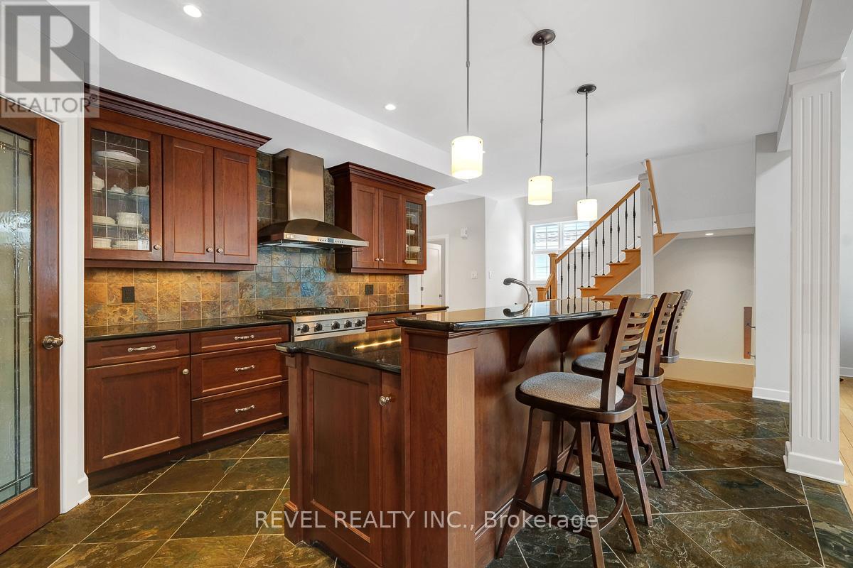 125 Marsh Sparrow Private, Ottawa, Ontario  K2K 3P3 - Photo 12 - X12917900