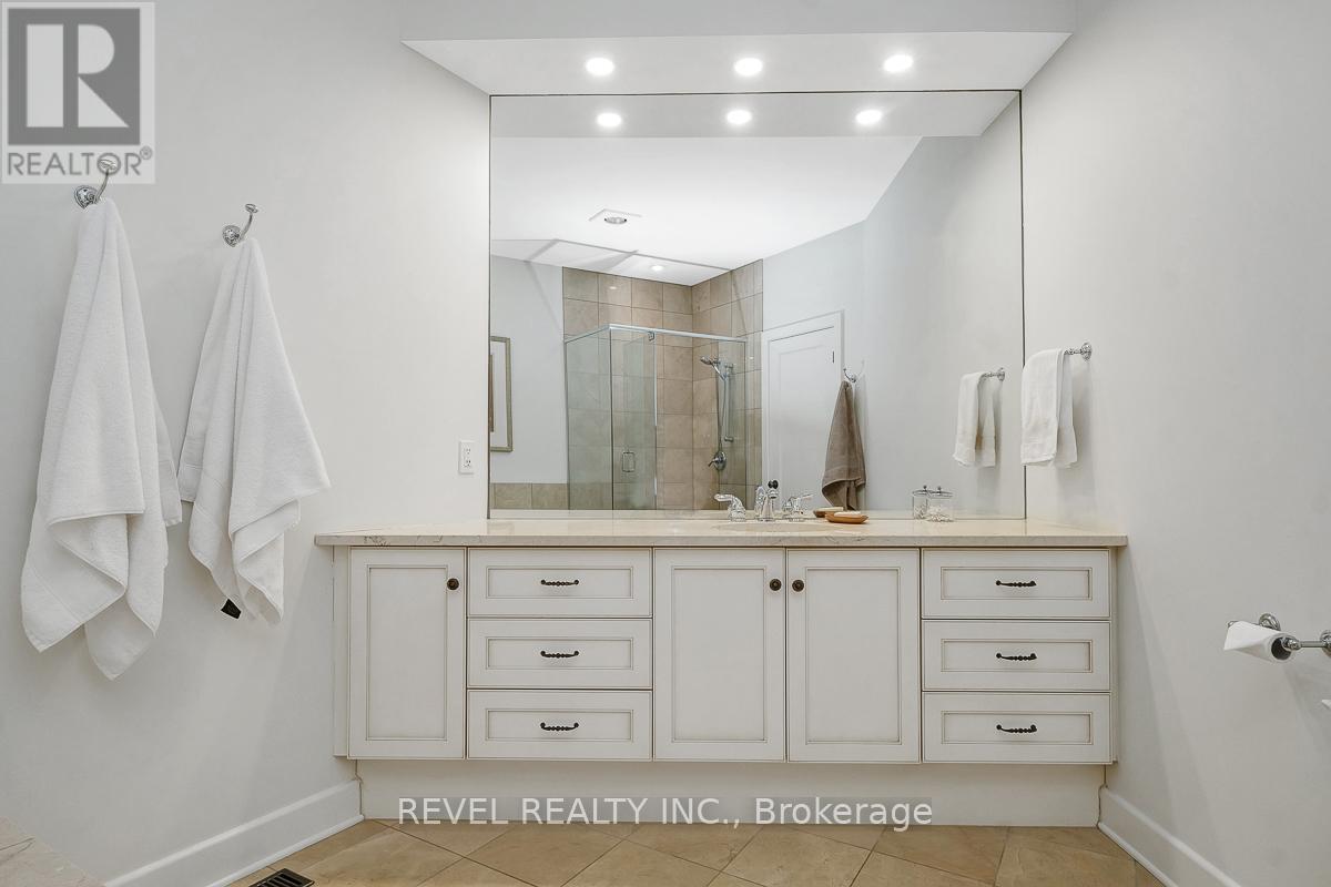 125 Marsh Sparrow Private, Ottawa, Ontario  K2K 3P3 - Photo 15 - X12917900