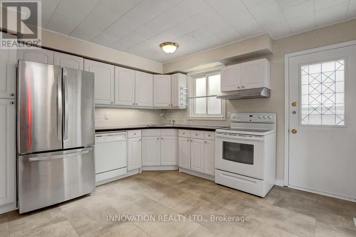 25 Equestrian Drive, Ottawa, Ontario  K2M 1B8 - Photo 8 - X12918006